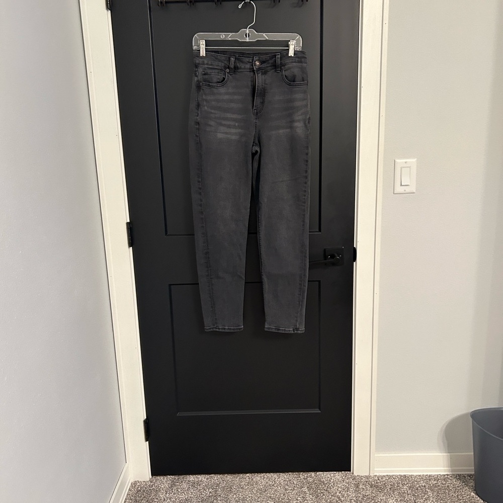 American Eagle Outfitters Dark Gray Skinny Jeans